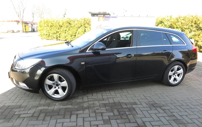 Opel Insignia cena 20990 przebieg: 250000, rok produkcji 2011 z Zabłudów małe 529